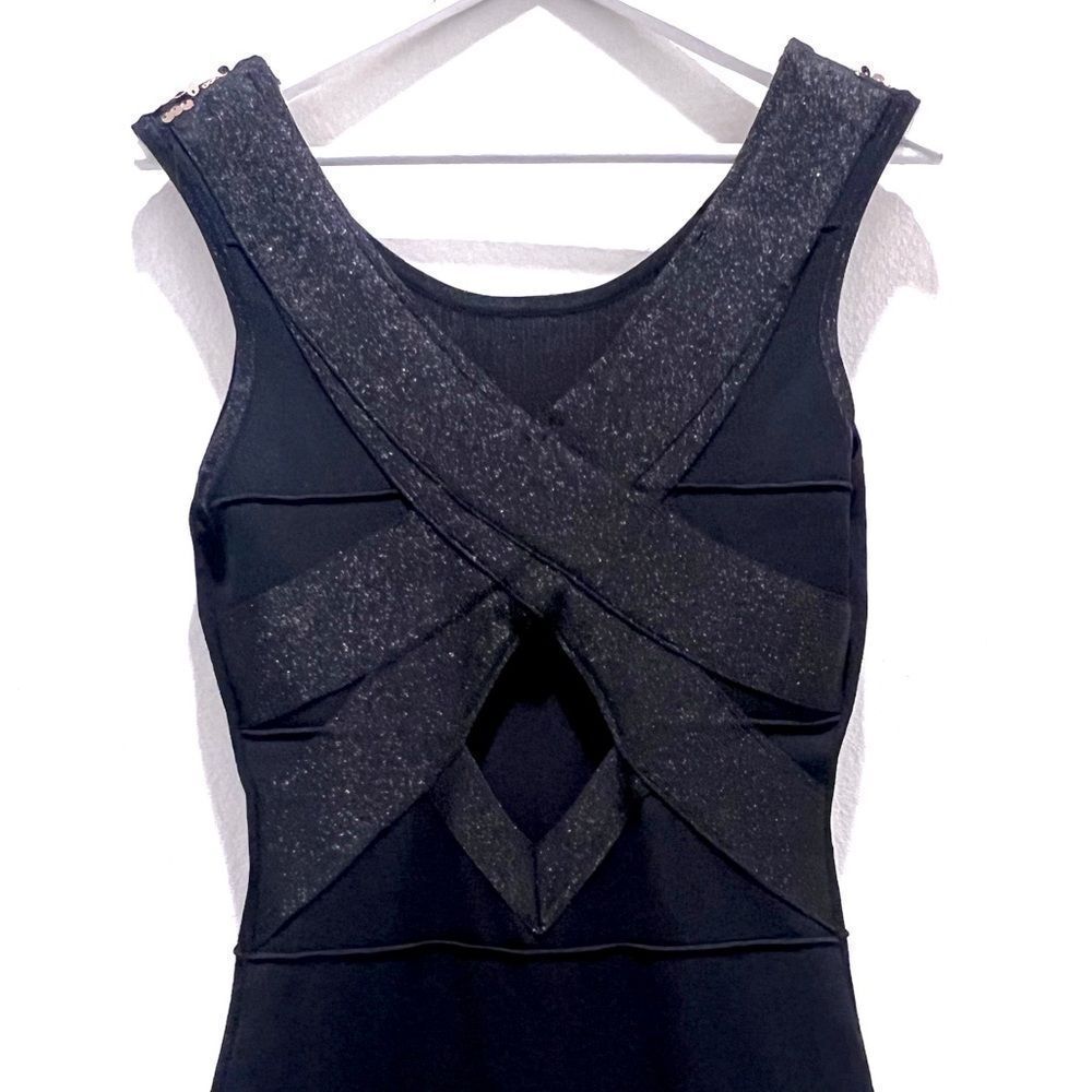 Y2K 2b Bebe Black Metallic Gold Sequin Bandage Sleeveless Cutout Back Slip - Picture 11 of 14